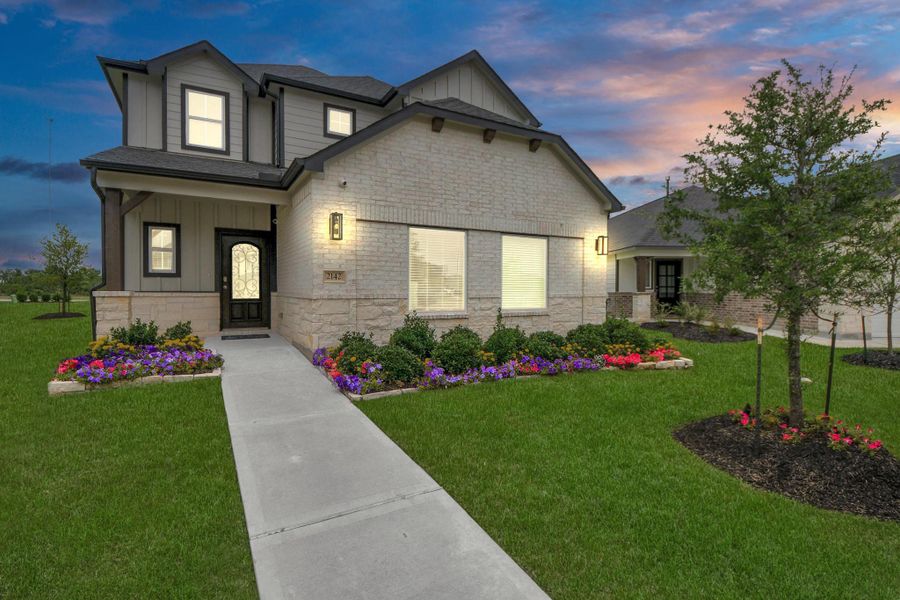 Welcome to 2142 Emerald Diamond Court, located in the stunning City of Fresno and zoned to Fort Bend ISD. Welcome to 2142 Emerald Diamond Court, located in the stunning City of Fresno and zoned to Fort Bend ISD.