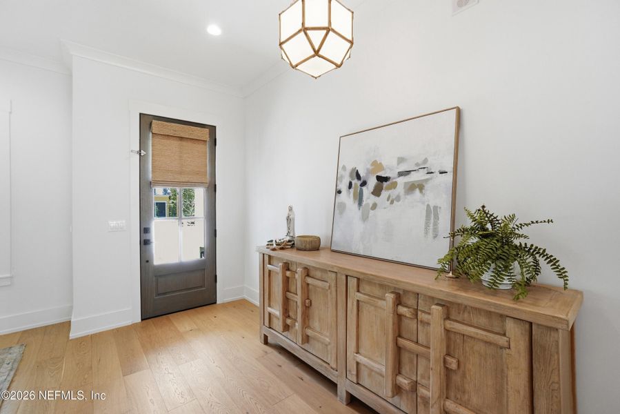 Furnished interior view inside a new home in , Ponte Vedra Beach (Image 40).