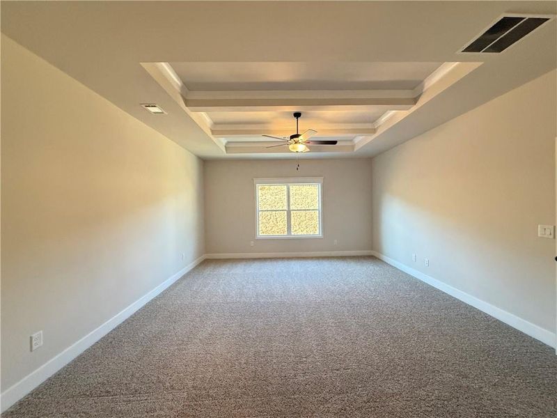 Spacious, unfurnished interior of a new home in Ponderosa Farms Manor, Gainesville (Image 29).