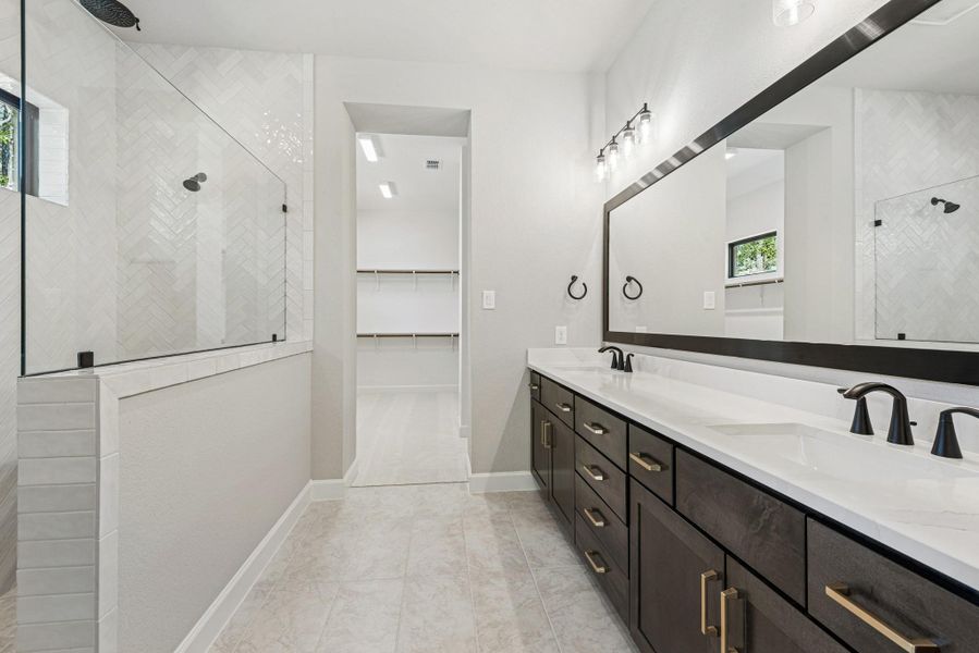 Furnished interior view inside a new home in ARTAVIA 65' Homesites, Conroe (Image 13).