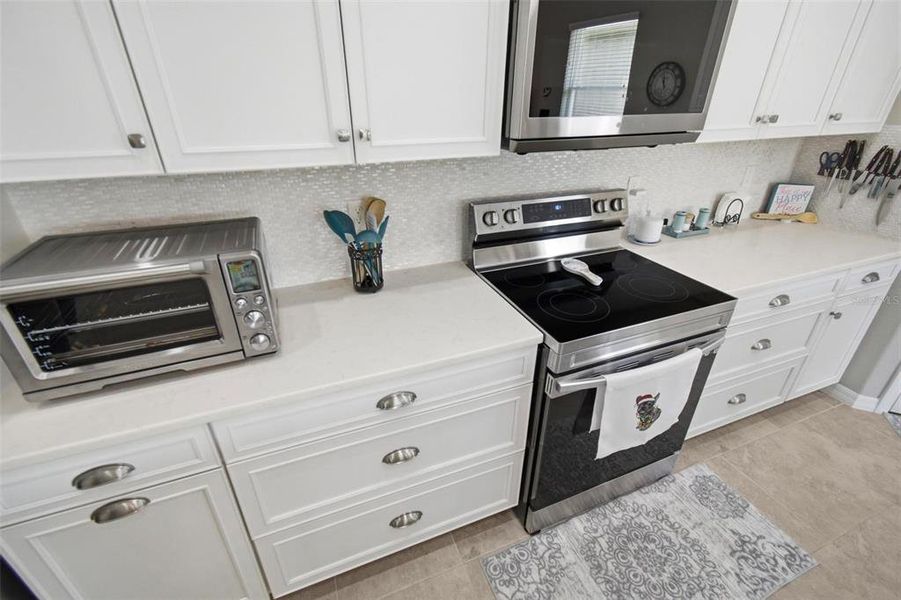Furnished interior view inside a new home in , Palm Coast (Image 34).