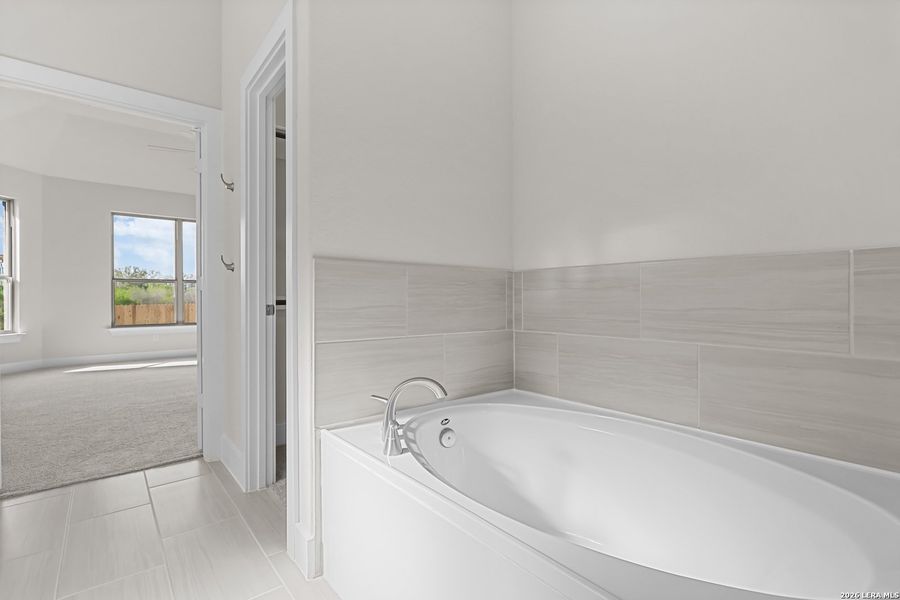 Image 38 of a home in Nopal Valley.