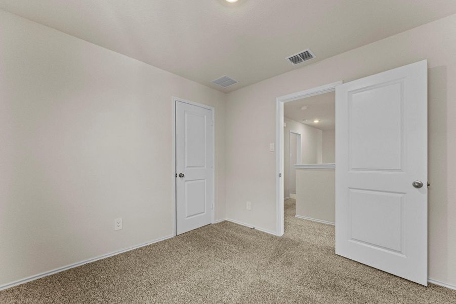 Spacious, unfurnished interior of a new home in Sunset Oaks, Maxwell (Image 15). Spacious, unfurnished interior of a new home in Sunset Oaks, Maxwell (Image 15).