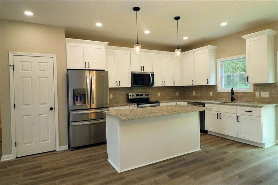 Furnished interior view inside a new home in , Carrollton (Image 4).