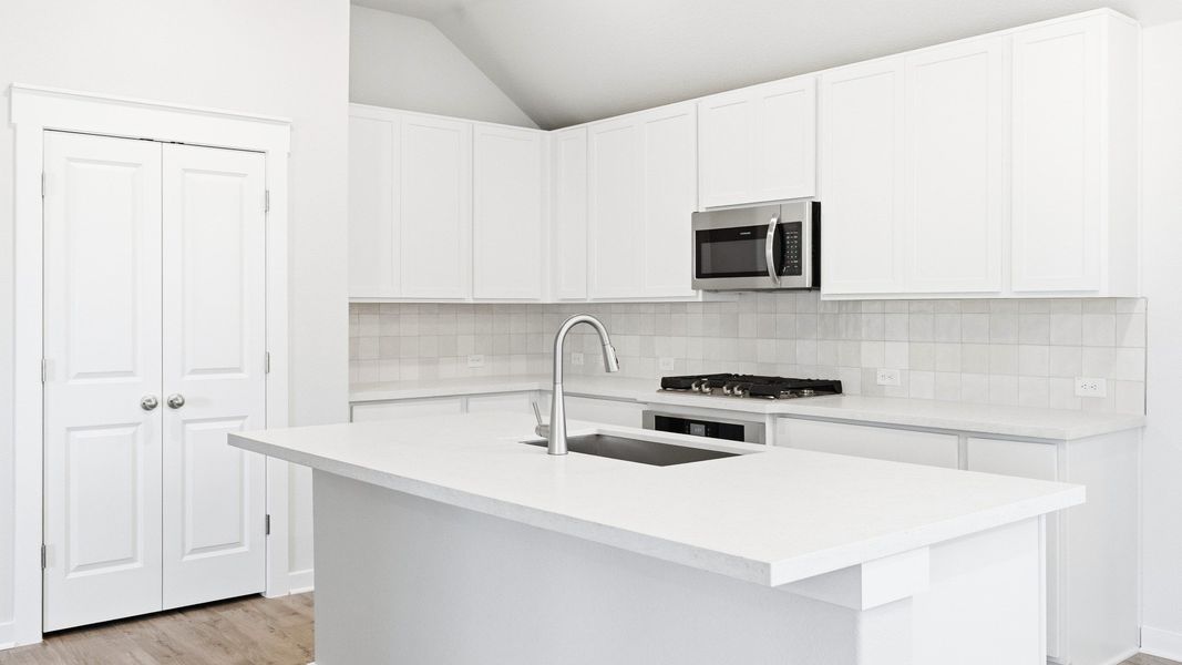 Furnished interior view inside a new home in Creeks Crossing, Elgin (Image 7).