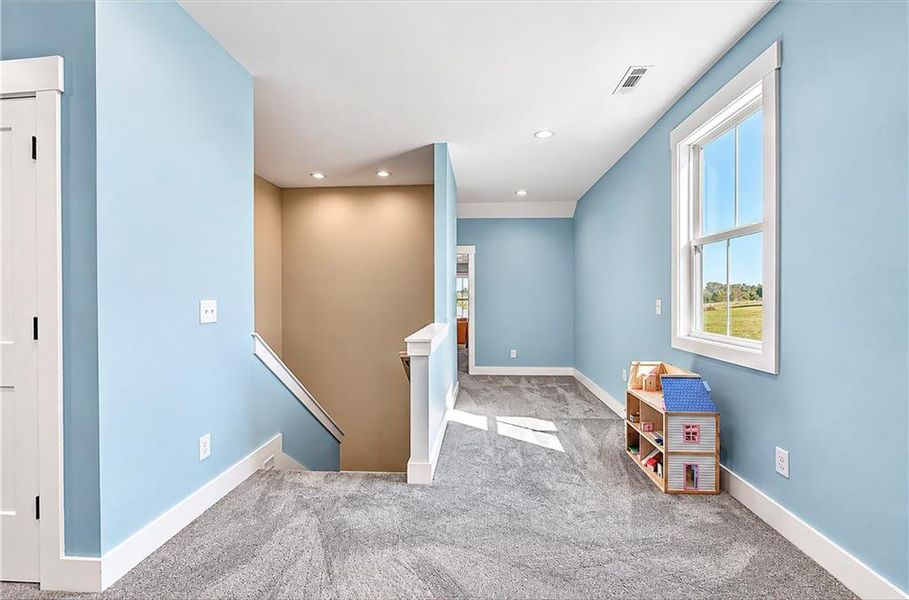 Spacious, unfurnished interior of a new home in , Calhoun (Image 24).