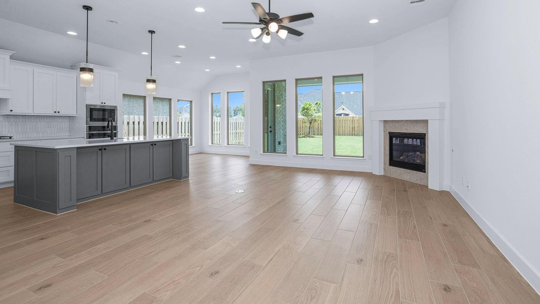 Spacious, unfurnished interior of a new home in COLTON, Todd Mission (Image 11).