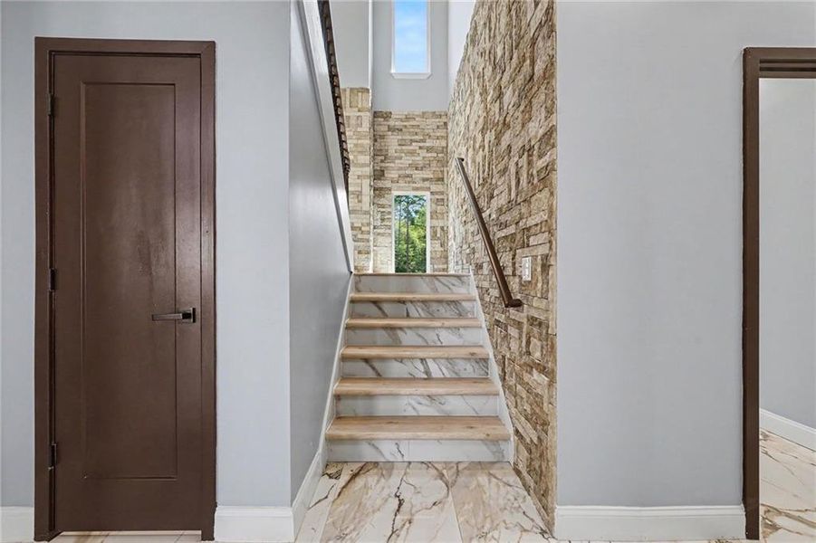 Spacious, unfurnished interior of a new home in , Grayson (Image 23).