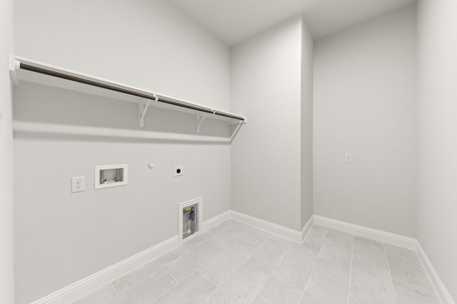 Spacious, unfurnished interior of a new home in Brookshire at Legacy Hills, Celina (Image 20).