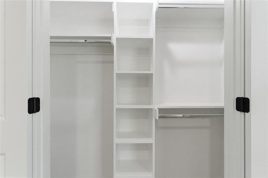 Close-up of interior finishes inside a home in , West Tawakoni (Image 14).