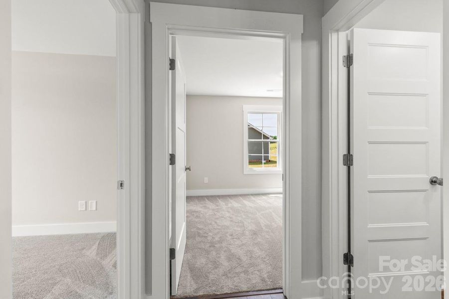 Spacious, unfurnished interior of a new home in , Lincolnton (Image 28).