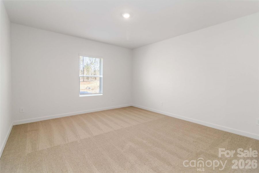Spacious, unfurnished interior of a new home in , York (Image 30).