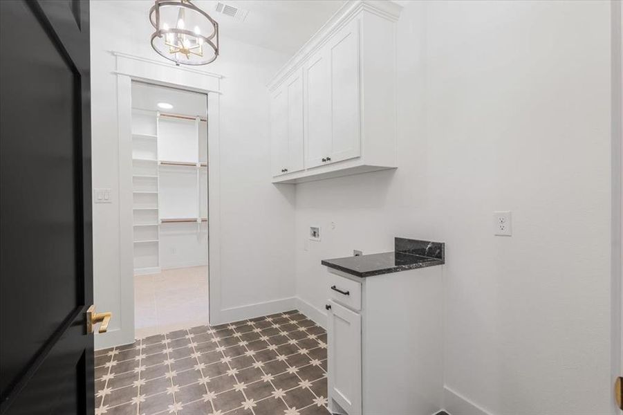 Image 34 of a home in .