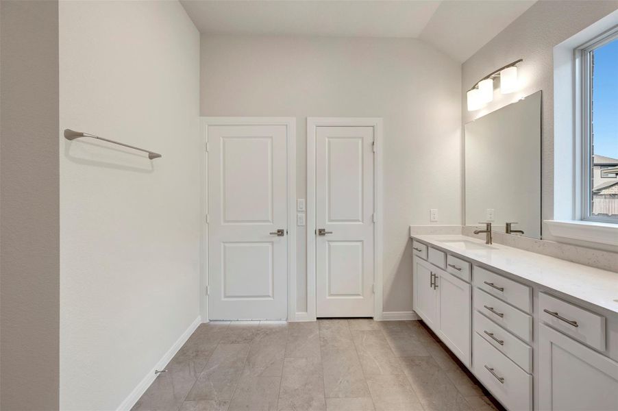 Furnished interior view inside a new home in Escondido 45’ Homesites, Magnolia (Image 10).