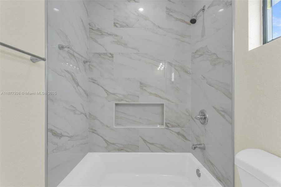 Image 26 of a home in .