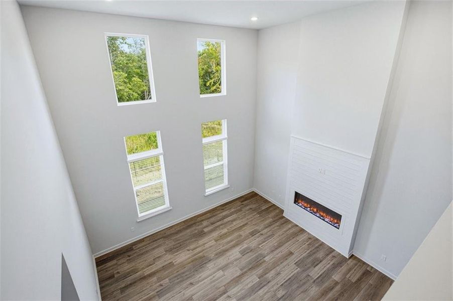 Spacious, unfurnished interior of a new home in Conner Farm, Dawsonville (Image 20).