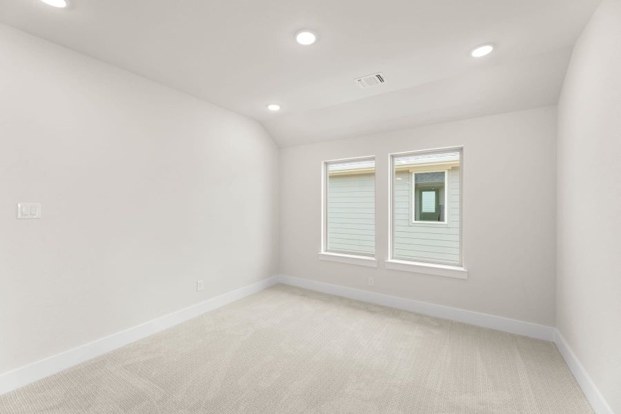 Spacious, unfurnished interior of a new home in Treeline, Justin (Image 19).