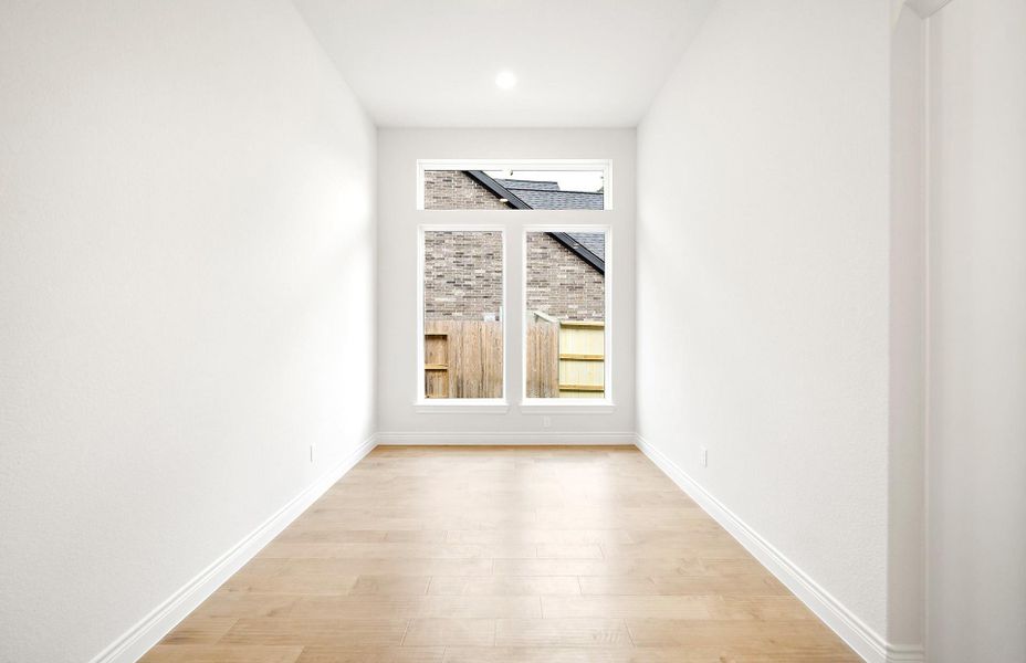 Spacious, unfurnished interior of a new home in , Magnolia (Image 19).