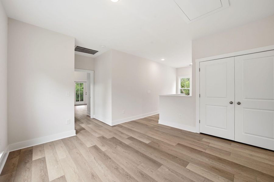 Spacious, unfurnished interior of a new home in , Georgetown (Image 46). Spacious, unfurnished interior of a new home in , Georgetown (Image 46).