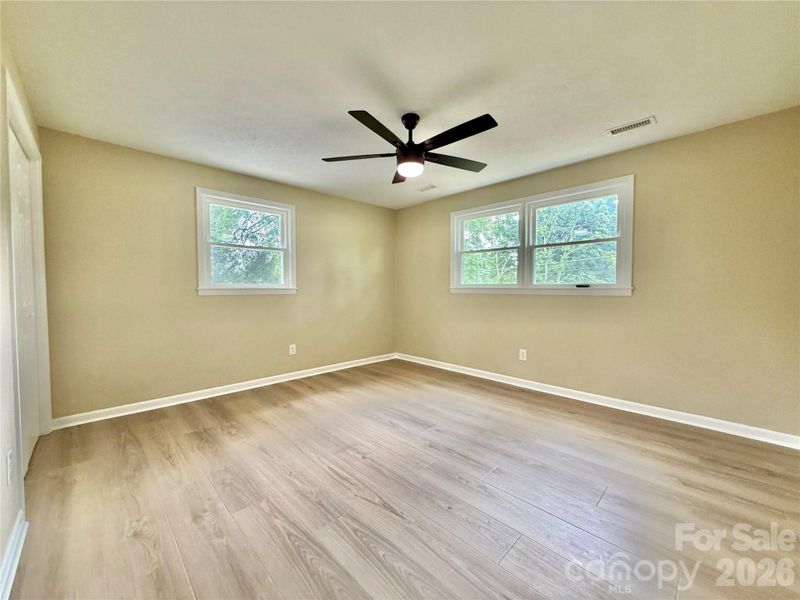 Spacious, unfurnished interior of a new home in , Taylorsville (Image 12).