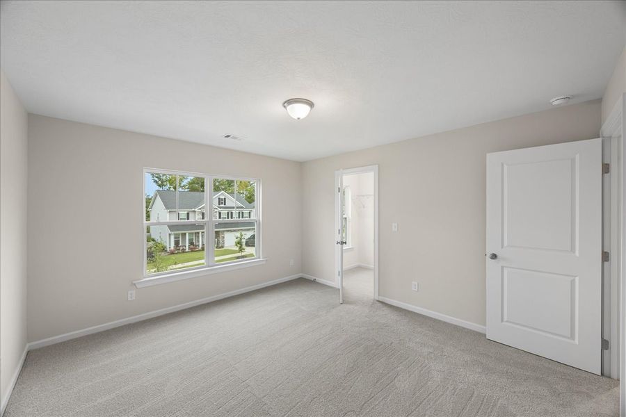 Spacious, unfurnished interior of a new home in Windsor, North Augusta (Image 28).