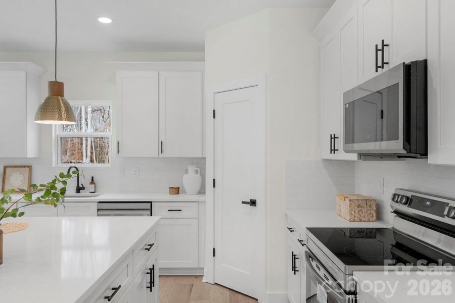 Furnished interior view inside a new home in , Waxhaw (Image 7).