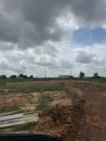 Site preparation for new homesites in Mustang Meadows, Waller (Image 4).