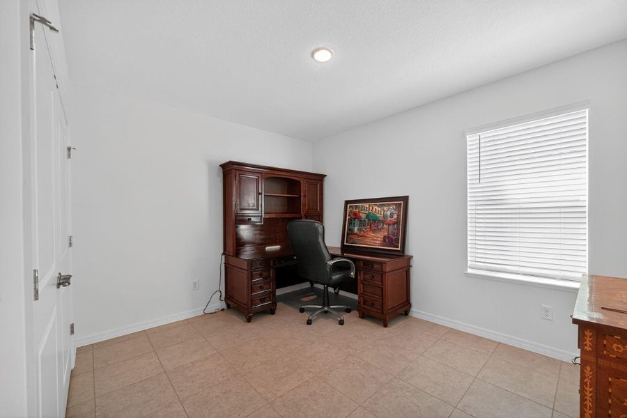 Furnished interior view inside a new home in , Vero Beach (Image 16).