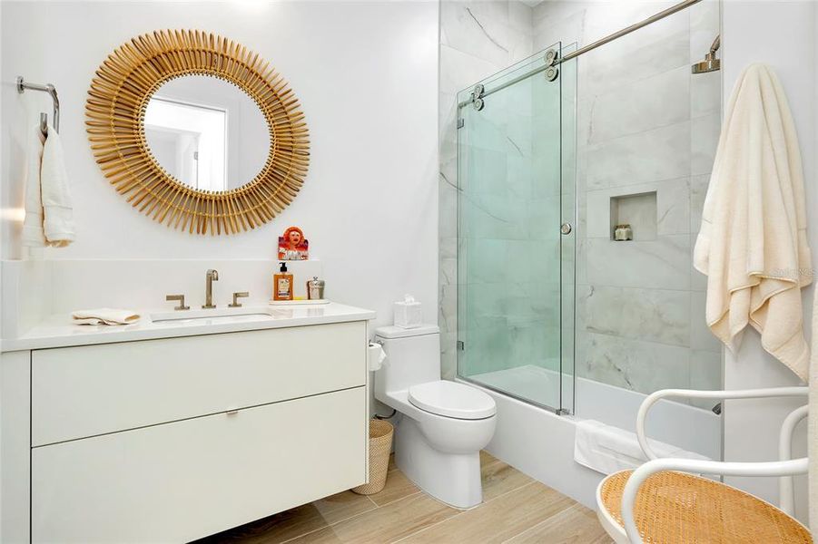 Furnished interior view inside a new home in , Sarasota (Image 21).