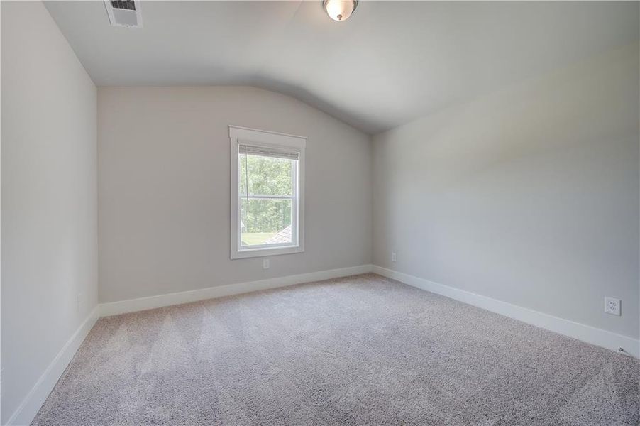 Spacious, unfurnished interior of a new home in , Senoia (Image 33).