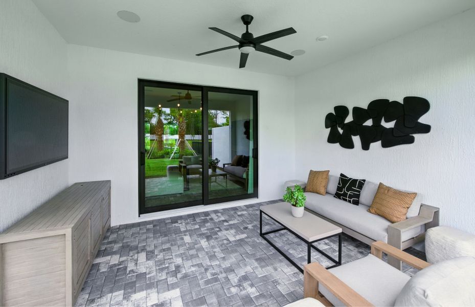 Exterior details and patio area of a home in Hendrix Reserve, Lake Worth (Image 2). Exterior details and patio area of a home in Hendrix Reserve, Lake Worth (Image 2).