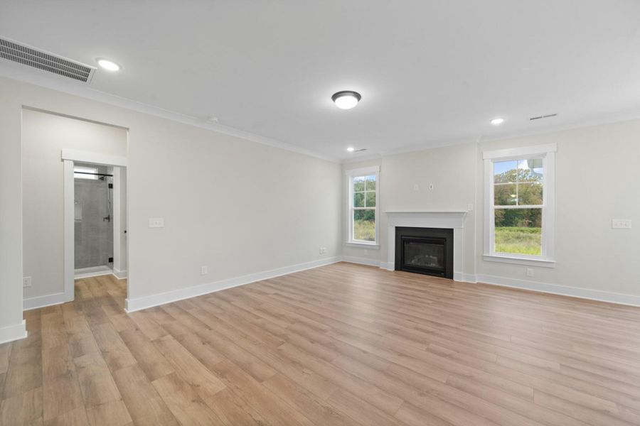 Spacious, unfurnished interior of a new home in Monterra, Kernersville (Image 28).