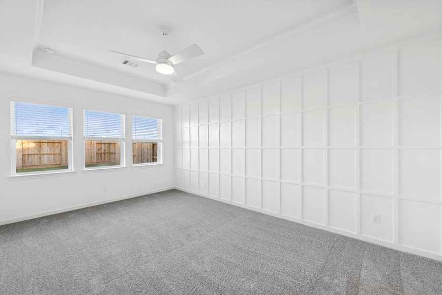 Spacious primary suite