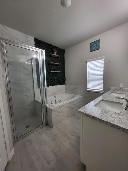 Furnished interior view inside a new home in Lexington Heights, Willis (Image 6).