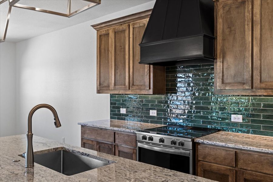 Close-up of interior finishes inside a home in Honeysuckle Ranch, Paradise (Image 18).