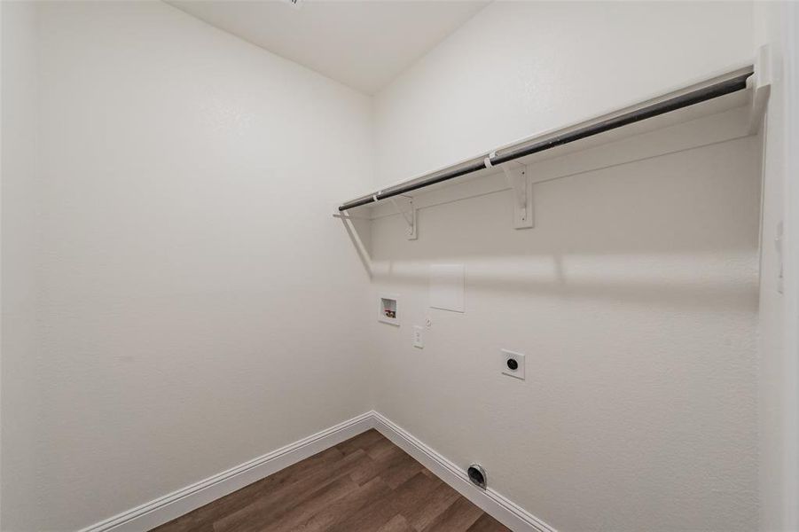 Spacious, unfurnished interior of a new home in , Runaway Bay (Image 20).