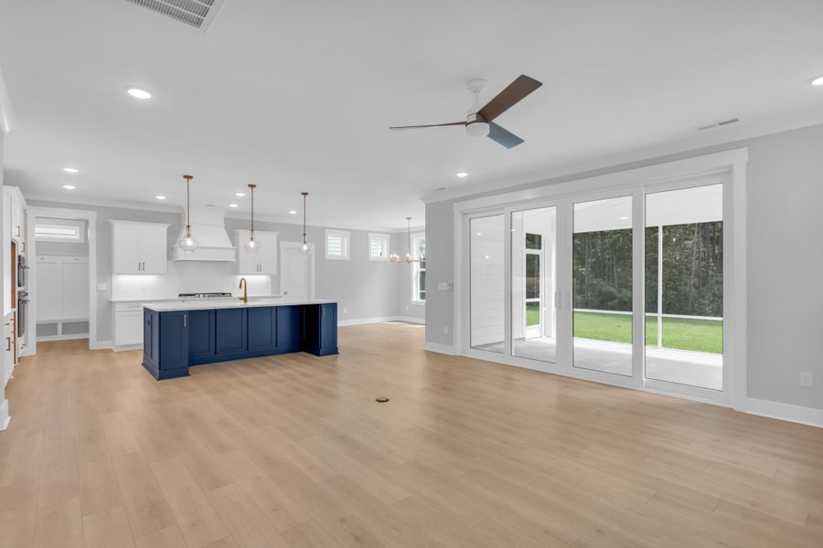 Representative unfurnished interior of a home built from the The Hampton by RobuckHomes in Stonehenge, Raleigh (Image 76).