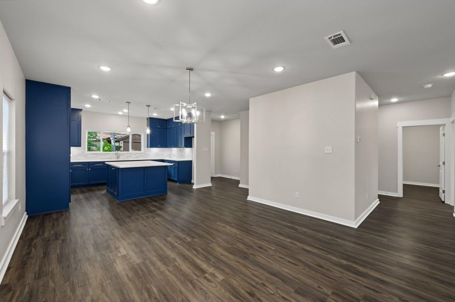Spacious, unfurnished interior of a new home in , Conroe (Image 29). Spacious, unfurnished interior of a new home in , Conroe (Image 29).