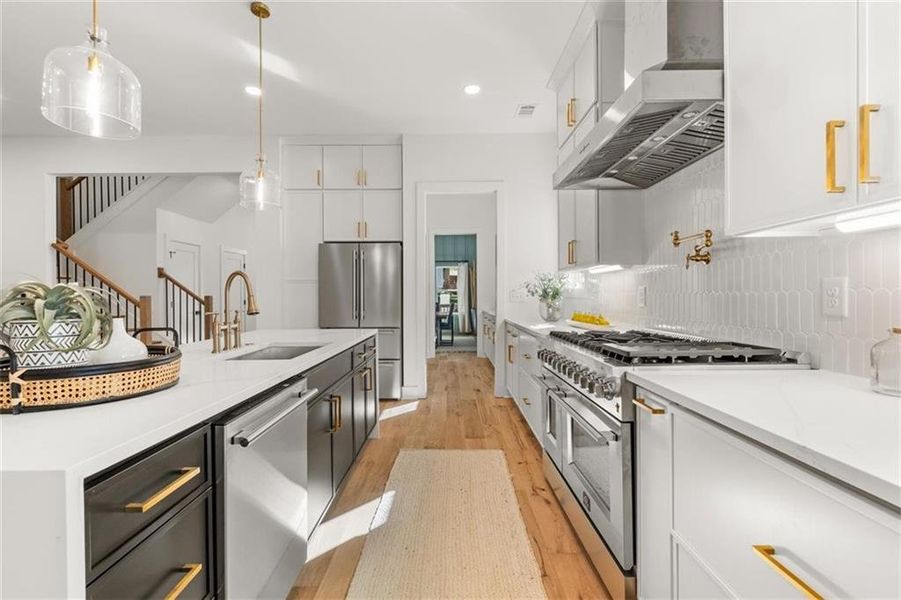 Furnished interior view inside a new home in , Atlanta (Image 37).