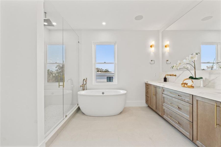 Furnished interior view inside a new home in , Tampa (Image 5).