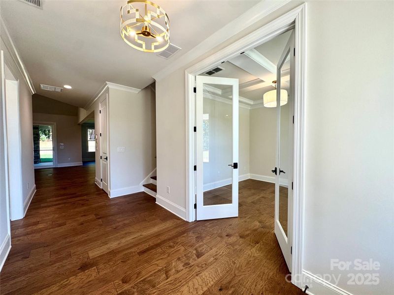 Spacious, unfurnished interior of a new home in Saddlehorn, Troutman (Image 20).