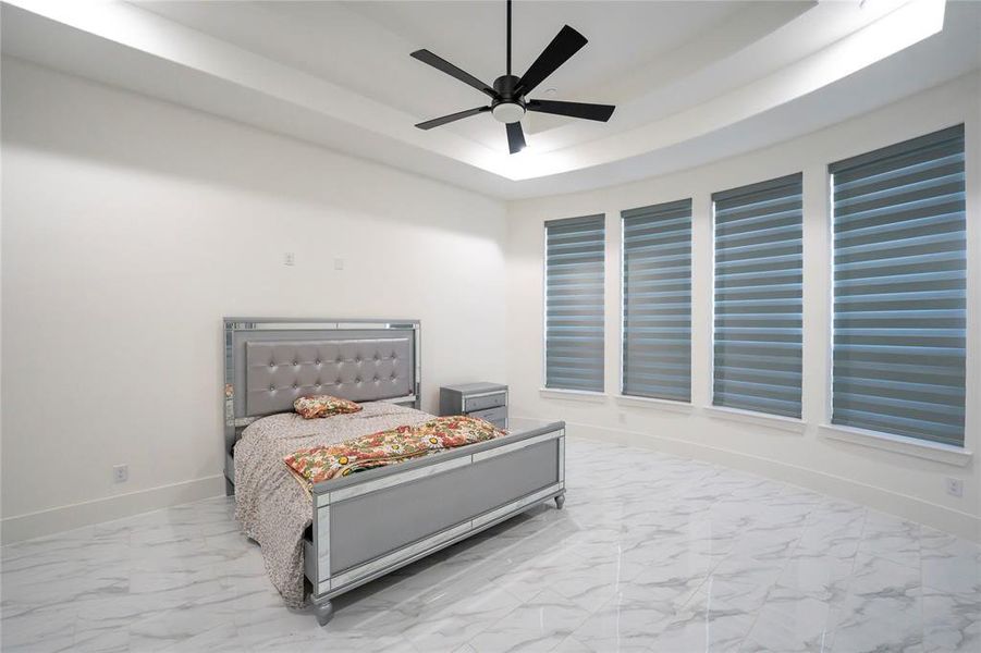 Furnished interior view inside a new home in , Frisco (Image 14).