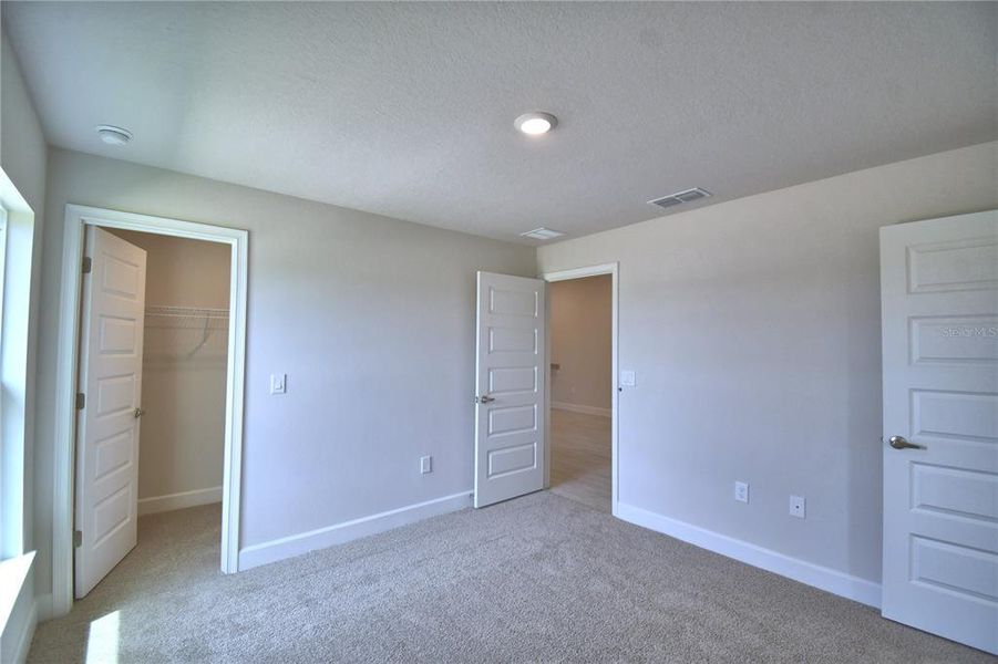 Spacious, unfurnished interior of a new home in Cadence Crossing, Auburndale (Image 22). Spacious, unfurnished interior of a new home in Cadence Crossing, Auburndale (Image 22).
