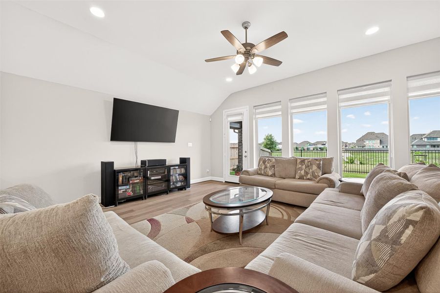 Furnished interior view inside a new home in StoneCreek Estates, Richmond (Image 7). Furnished interior view inside a new home in StoneCreek Estates, Richmond (Image 7).