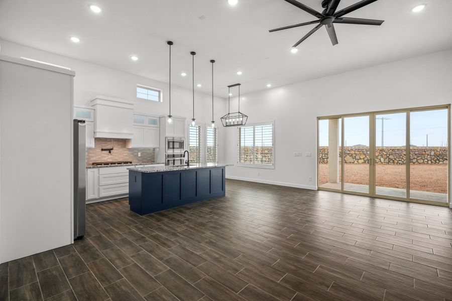 Image 88 representing the Scottsdale by LEH. Homes in Painted Sky, El Paso, TX. Image 88 representing the Scottsdale by LEH. Homes in Painted Sky, El Paso, TX.