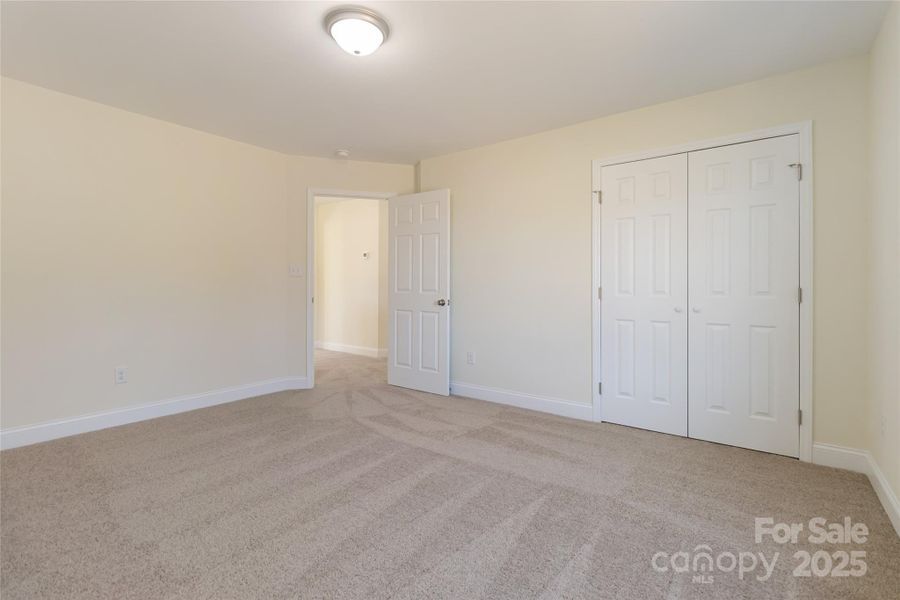 Spacious, unfurnished interior of a new home in , Monroe (Image 38).