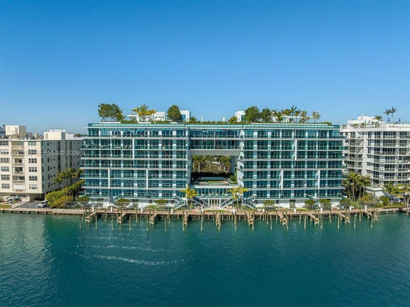 Condo located in Bay Harbor Islands, FL showcasing its design and architecture (Image 3). Condo located in Bay Harbor Islands, FL showcasing its design and architecture (Image 3).