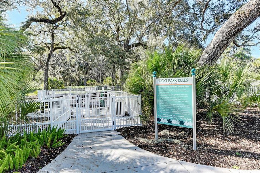 Community amenities in , Parrish (Image 65).