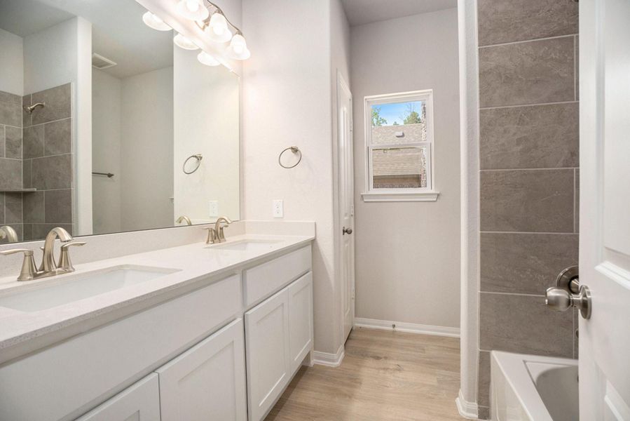 Image 24 of a home in Encino Estates. Image 24 of a home in Encino Estates.