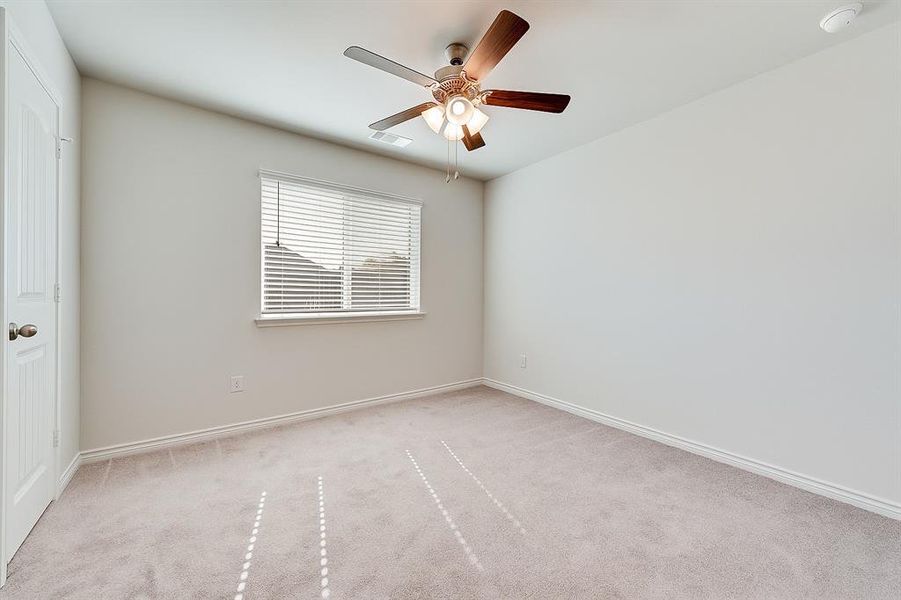Spacious, unfurnished interior of a new home in Enchanted Bay, Fort Worth (Image 15). Spacious, unfurnished interior of a new home in Enchanted Bay, Fort Worth (Image 15).